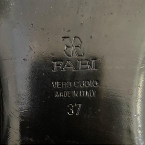 Fabi Women's Made In Italy Leather Cream Color Slide Sandals Size 6.5 - Picture 5 of 6